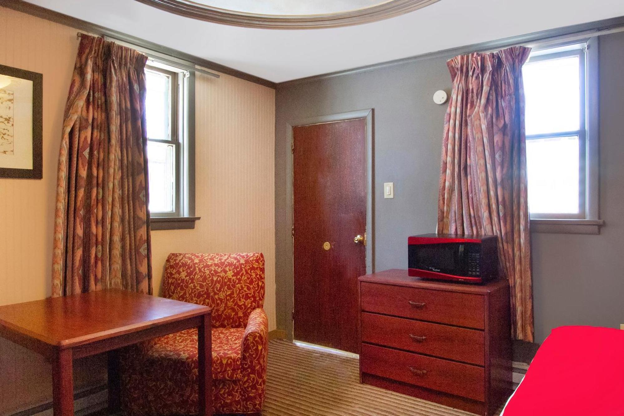Oyo Hotel Wilkes-Barre East Екстер'єр фото