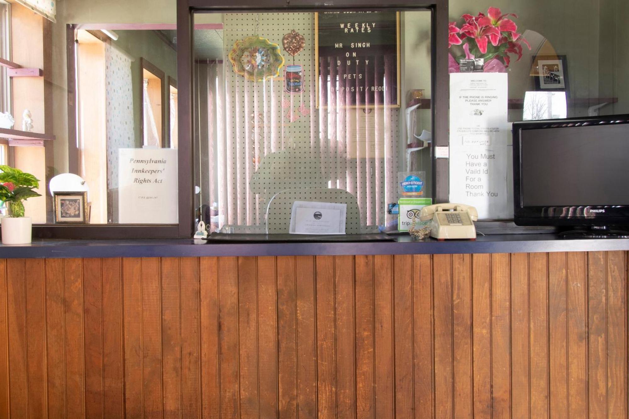 Oyo Hotel Wilkes-Barre East Екстер'єр фото